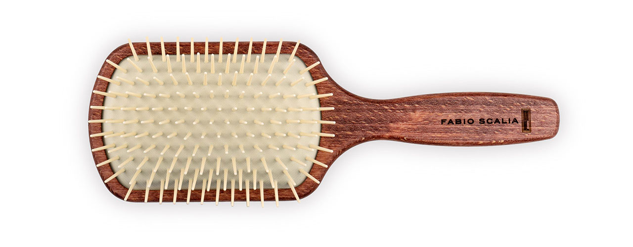 La Claudia paddle brush
